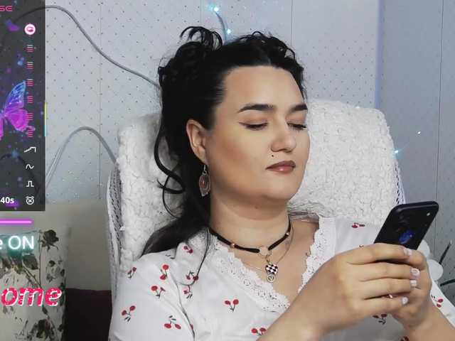 WickedButShy's BongaCams show and profile