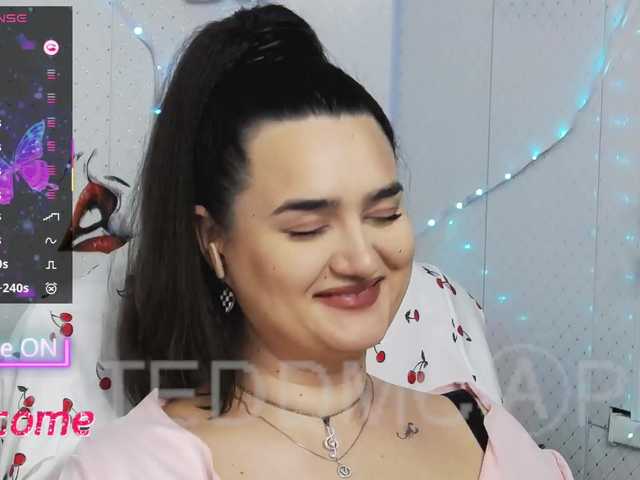 WickedButShy's BongaCams show and profile