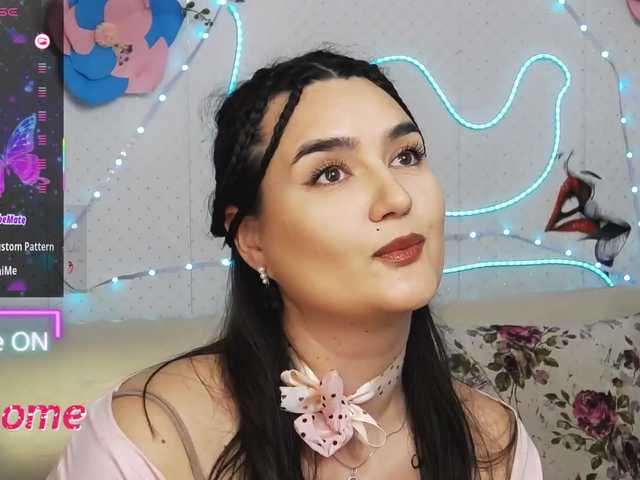 WickedButShy's BongaCams show and profile