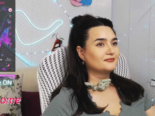 WickedButShy's BongaCams show and profile