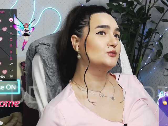 WickedButShy's BongaCams show and profile