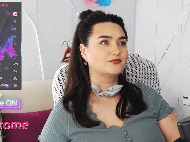 WickedButShy's BongaCams show and profile