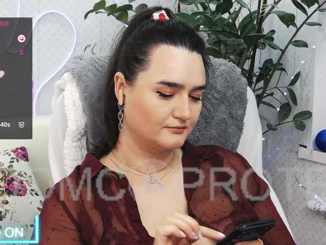 WickedButShy's BongaCams show and profile