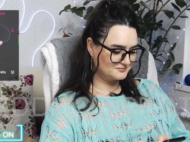 WickedButShy's BongaCams show and profile