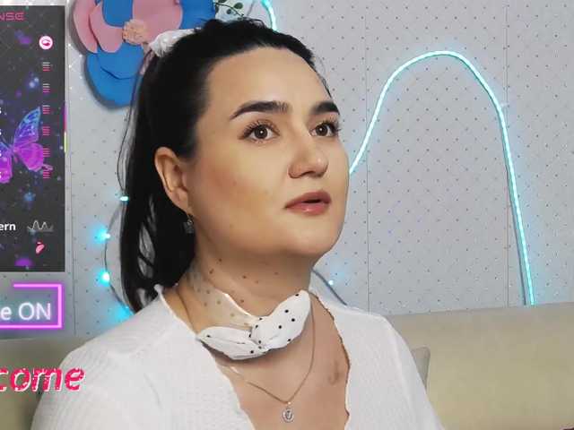 WickedButShy's BongaCams show and profile