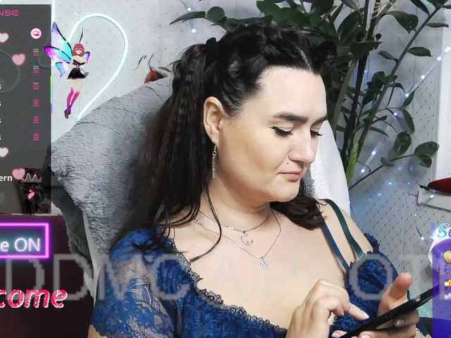 WickedButShy's BongaCams show and profile