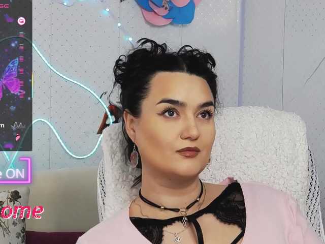 WickedButShy's BongaCams show and profile