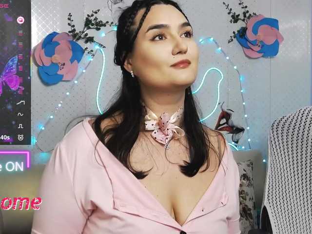 WickedButShy's BongaCams show and profile