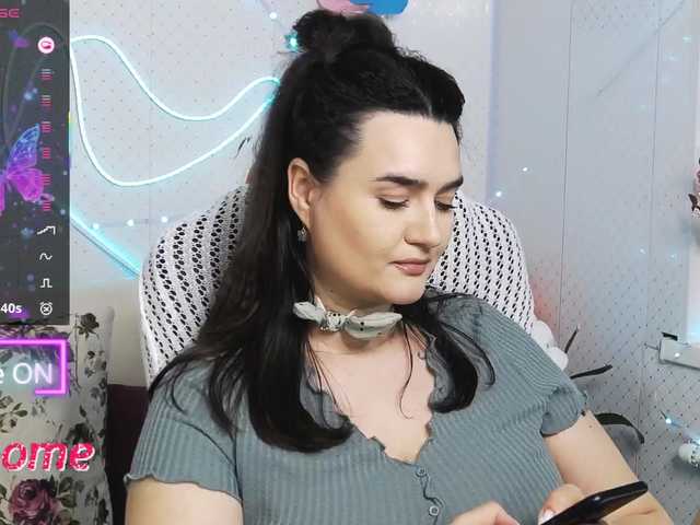 WickedButShy's BongaCams show and profile