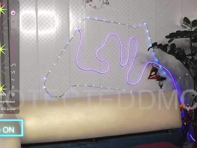 WickedButShy's BongaCams show and profile