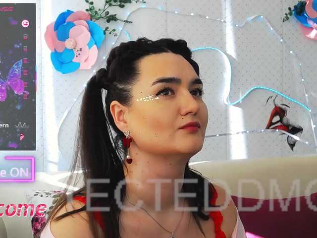 WickedButShy's BongaCams show and profile