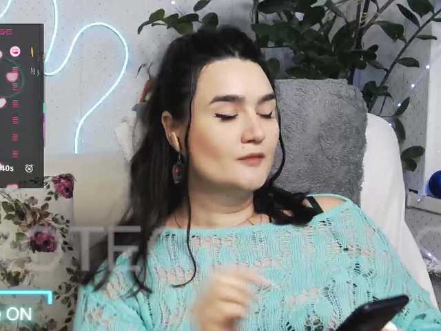 WickedButShy's BongaCams show and profile