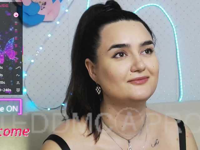 WickedButShy's BongaCams show and profile