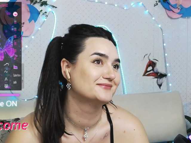 WickedButShy's BongaCams show and profile