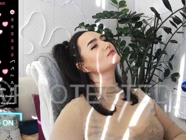 WickedButShy's BongaCams show and profile