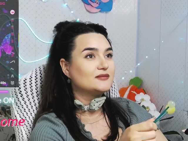 WickedButShy's BongaCams show and profile