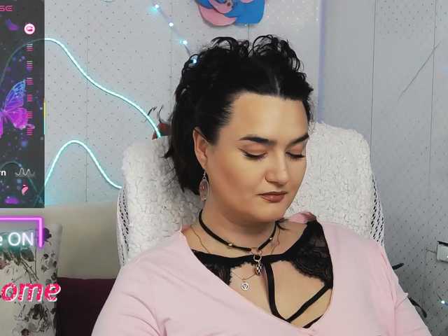 WickedButShy's BongaCams show and profile