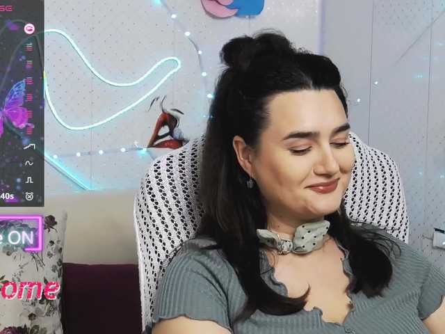 WickedButShy's BongaCams show and profile