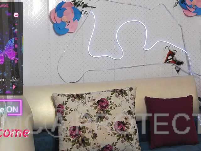 WickedButShy's BongaCams show and profile