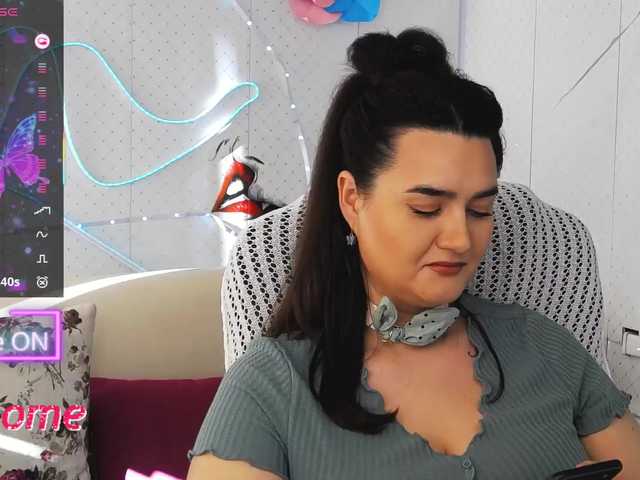 WickedButShy's BongaCams show and profile