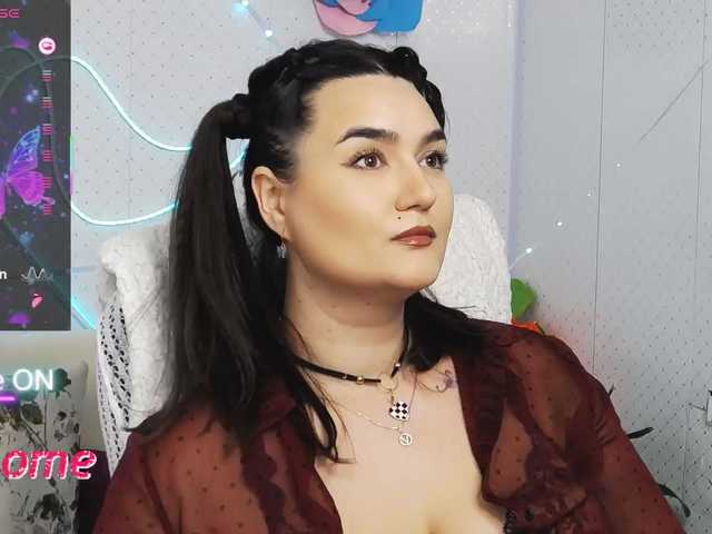 WickedButShy's BongaCams show and profile