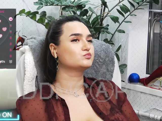 WickedButShy's BongaCams show and profile