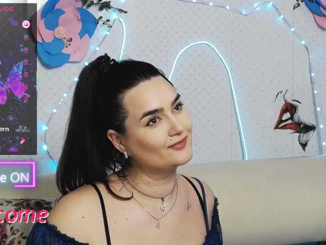 WickedButShy's BongaCams show and profile