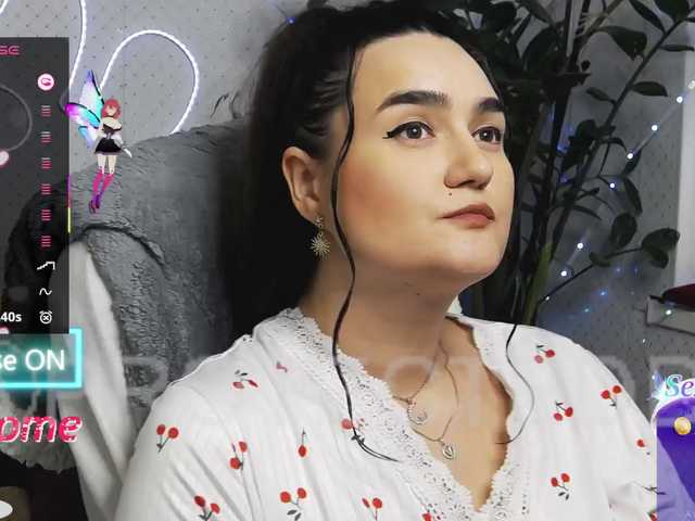 WickedButShy's BongaCams show and profile
