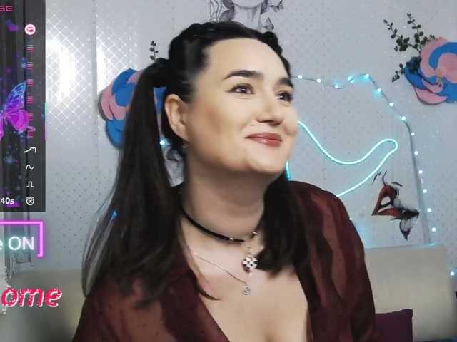 WickedButShy's BongaCams show and profile