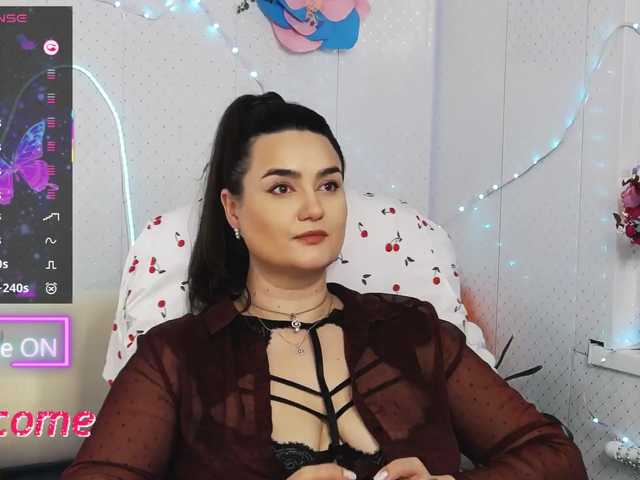 WickedButShy's BongaCams show and profile
