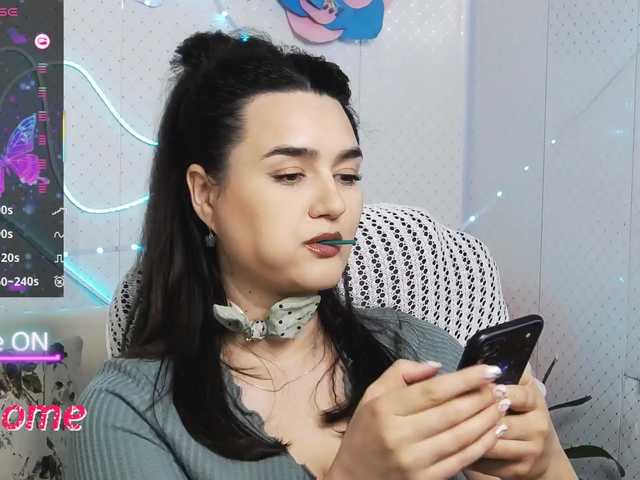 WickedButShy's BongaCams show and profile