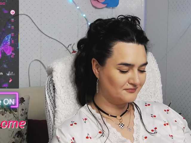 WickedButShy's BongaCams show and profile