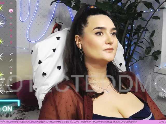 WickedButShy's BongaCams show and profile