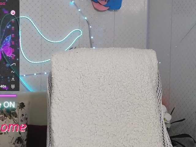 WickedButShy's BongaCams show and profile