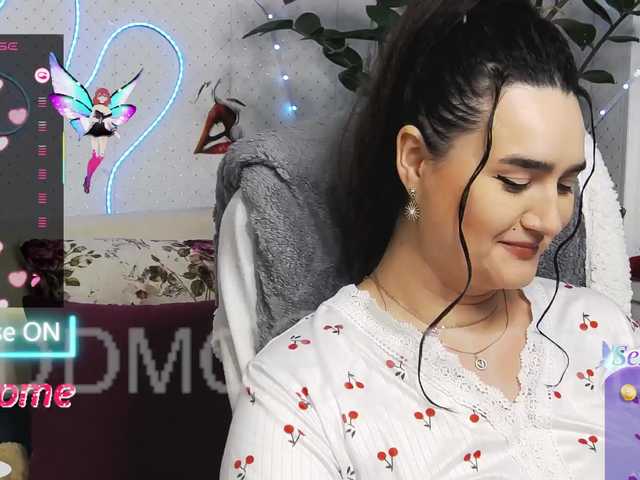 WickedButShy's BongaCams show and profile