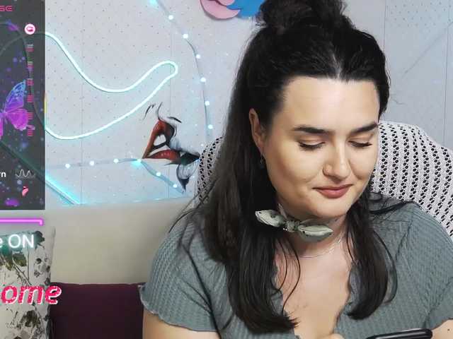 WickedButShy's BongaCams show and profile