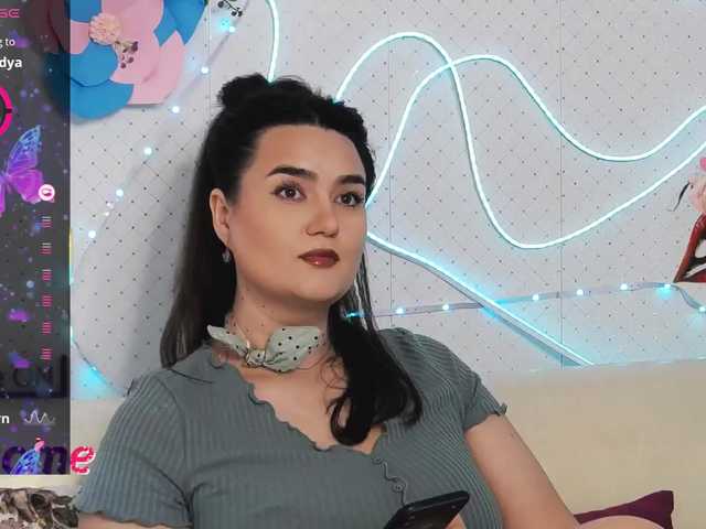 WickedButShy's BongaCams show and profile