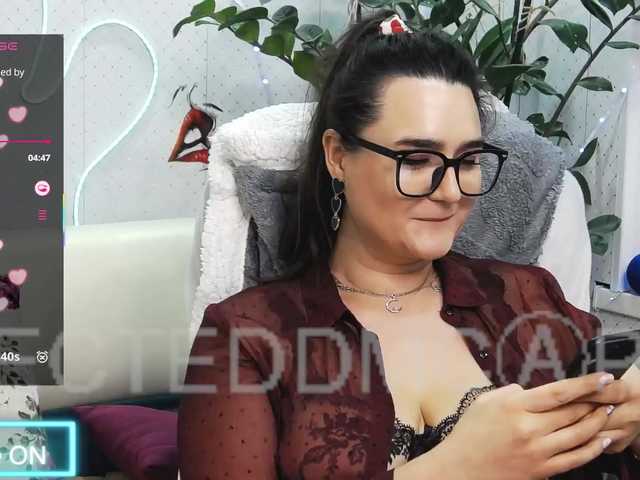 WickedButShy's BongaCams show and profile