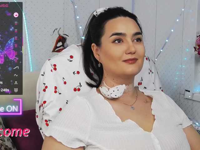 WickedButShy's BongaCams show and profile