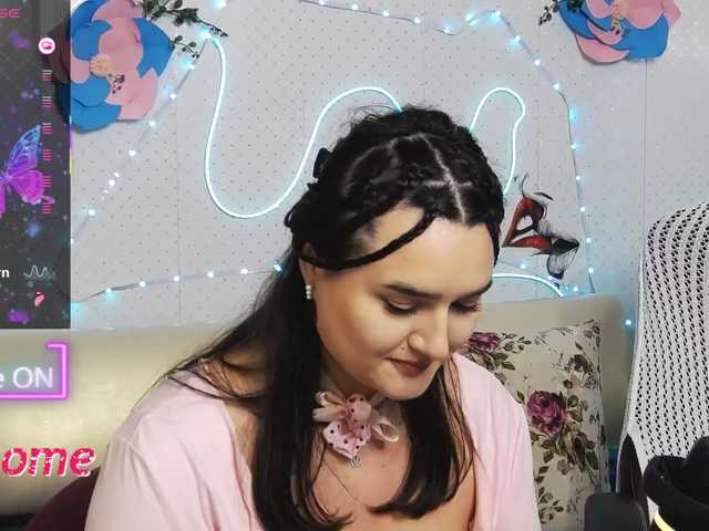 WickedButShy's BongaCams show and profile