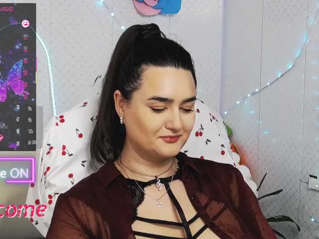 WickedButShy's BongaCams show and profile