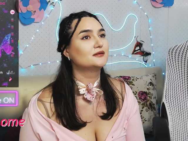 WickedButShy's BongaCams show and profile