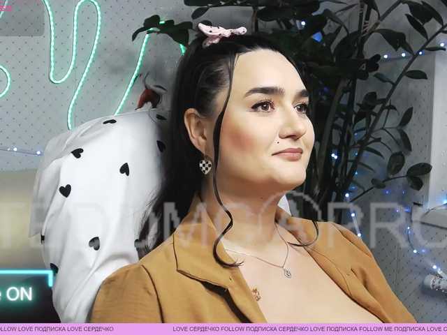 WickedButShy's BongaCams show and profile