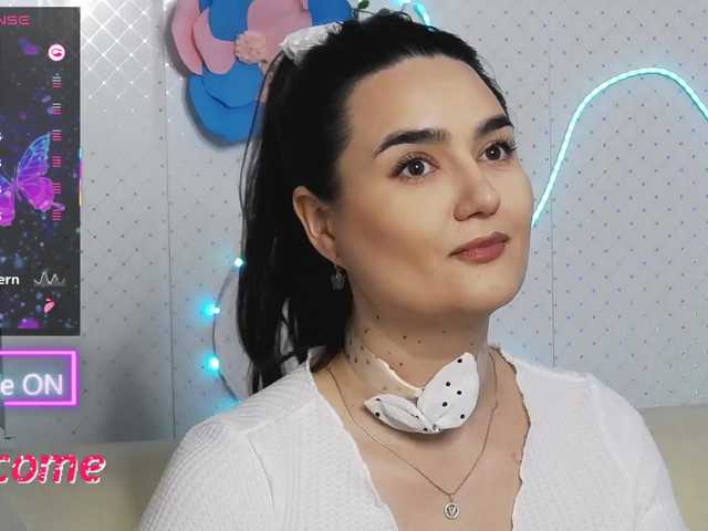 WickedButShy live cam