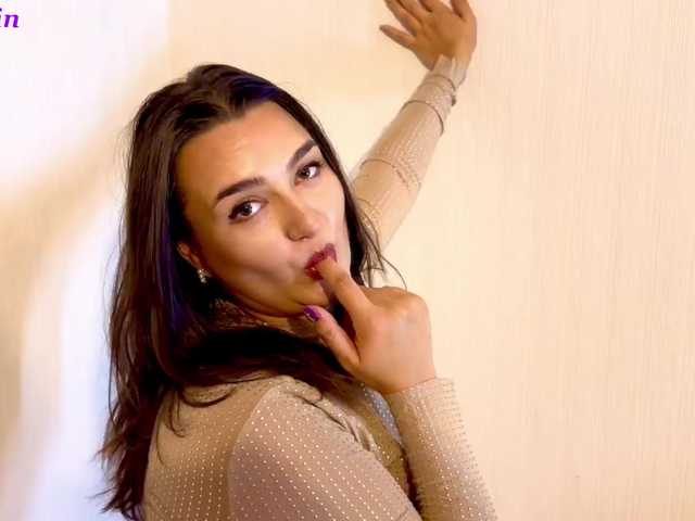 WickedButShy's BongaCams show and profile