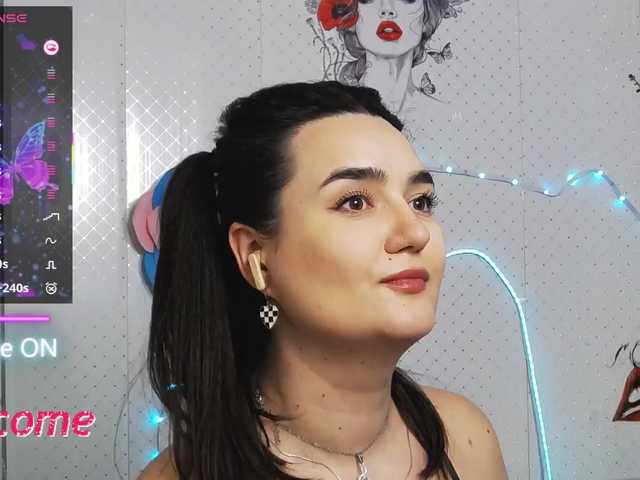 WickedButShy's BongaCams show and profile