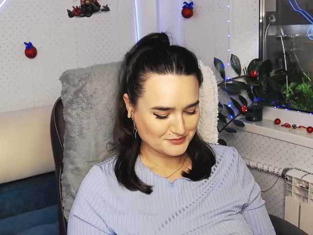 WickedButShy's BongaCams show and profile