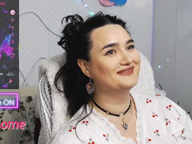 WickedButShy's BongaCams show and profile