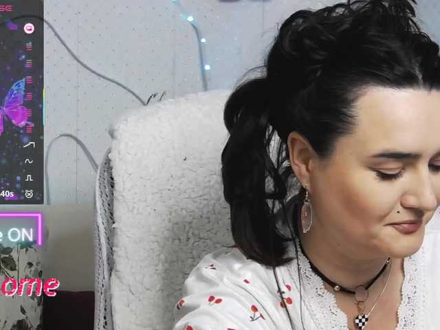 WickedButShy's BongaCams show and profile