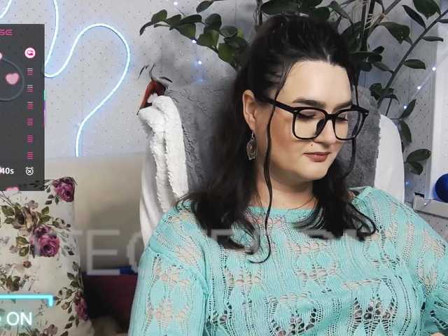 WickedButShy's BongaCams show and profile